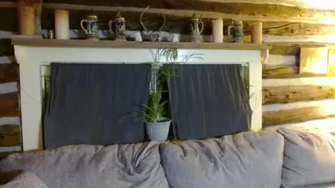 Snapshot of missmoonmagic13 chatting on November 22, 2025, 4:00 am Maxxx online show from November 22, 2025, 4:00 am