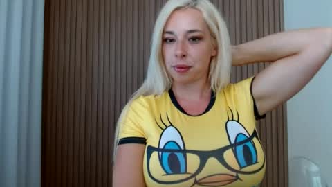 Snapshot of missparks chatting on July 13, 2026, 3:26 pm Riley online show from July 13, 2026, 3:26 pm