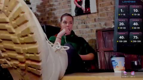 Miss Venus online show from January 17, 2025, 7:08 am