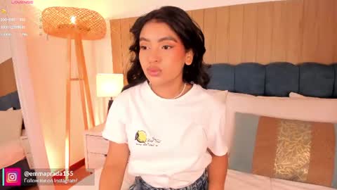 Snapshot of missprada chatting on July 22, 2026, 12:08 pm Emma Prada online show from July 22, 2026, 12:08 pm