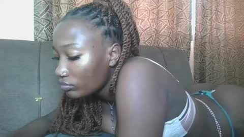 pretty gal online show from July 9, 2026, 7:45 am