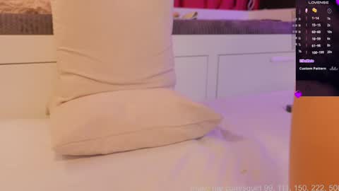 Snapshot of missqueenlust chatting on January 11, 2025, 6:03 am missqueenlust online show from January 11, 2025, 6:03 am