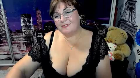 Snapshot of missritabella chatting on October 22, 2025, 7:02 pm Rita online show from October 22, 2025, 7:02 pm