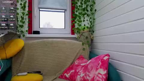 . online show from October 16, 2025, 7:53 am