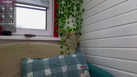 . online show from October 18, 2025, 6:58 am