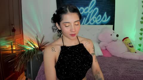 Snapshot of misstexass_ chatting on January 1, 2025, 9:09 pm Natalie Texass indepedent model online show from January 1, 2025, 9:09 pm