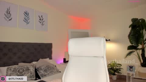 Fernanda Davila online show from January 26, 2025, 11:29 pm