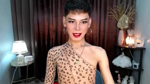 Stella online show from September 15, 2025, 7:41 am