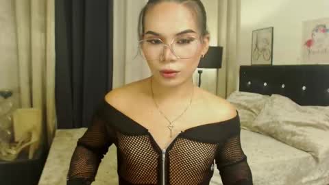 misstrishontop online show from December 3, 2024, 7:10 am