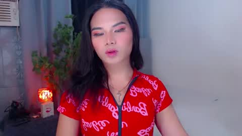 misstrishontop online show from January 16, 2025, 2:41 pm