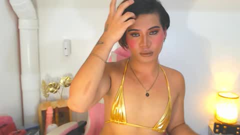 misstrishontop online show from September 15, 2025, 11:10 am