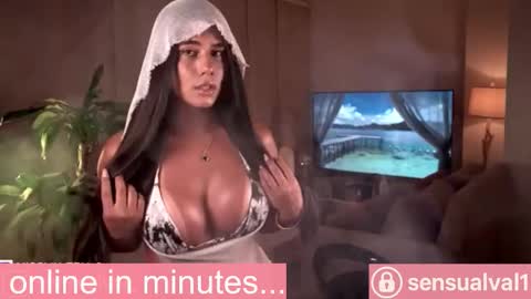 Snapshot of missvalery_1 chatting on October 2, 2025, 7:54 pm OF online show from October 2, 2025, 7:54 pm