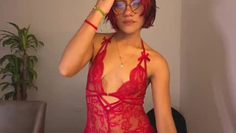 Snapshot of missvenuss chatting on October 9, 2025, 8:40 pm IG MISSVENUSS1 online show from October 9, 2025, 8:40 pm