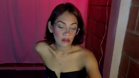 IG MISSVENUSS1 online show from December 19, 2025, 7:04 am