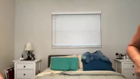 Snapshot of missveronicajaymes chatting on May 28, 2026, 12:08 am Miss Veronica Jaymes online show from May 28, 2026, 12:08 am