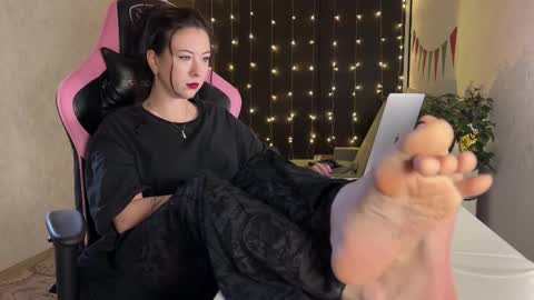 misswishh online show from February 12, 2026, 7:09 pm