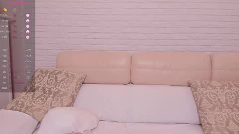 missxcaprice online show from September 20, 2025, 1:06 am