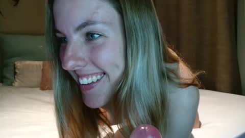 Monique  online show from October 21, 2025, 11:05 pm