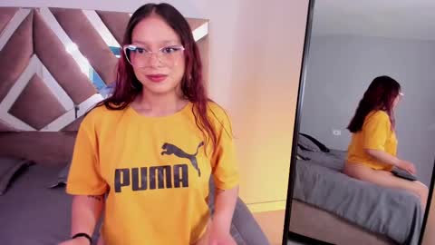 Snapshot of missy_davis chatting on February 20, 2025, 8:58 pm Miss online show from February 20, 2025, 8:58 pm