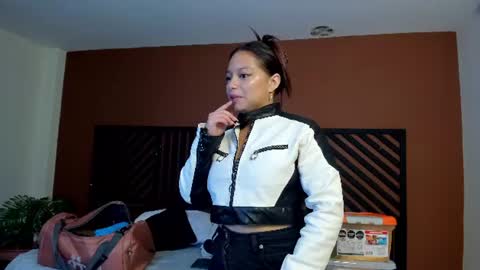 Snapshot of missy_davis chatting on June 11, 2026, 2:53 am Miss online show from June 11, 2026, 2:53 am