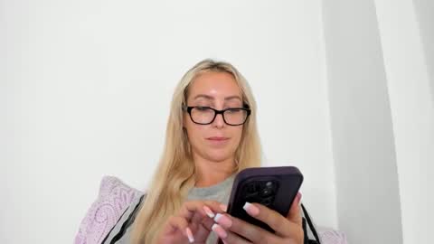 Snapshot of missy_matrix chatting on June 1, 2026, 9:33 am Missy matrix online show from June 1, 2026, 9:33 am