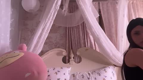 Snapshot of missymacx chatting on April 4, 2026, 5:27 am missymacx online show from April 4, 2026, 5:27 am