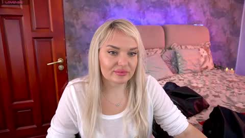 missyymarty online show from April 23, 2026, 10:25 am