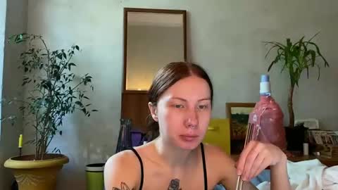 Snapshot of misszlataa chatting on September 10, 2025, 7:41 am Zlata online show from September 10, 2025, 7:41 am
