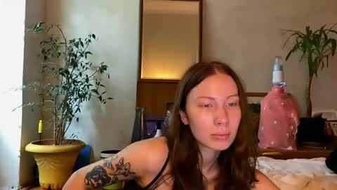 Snapshot of misszlataa chatting on September 18, 2025, 9:55 am Zlata online show from September 18, 2025, 9:55 am