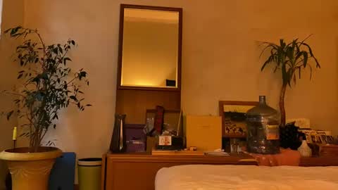 Snapshot of misszlataa chatting on September 21, 2025, 3:35 pm Zlata online show from September 21, 2025, 3:35 pm