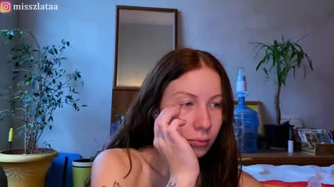 Snapshot of misszlataa chatting on October 30, 2025, 9:33 am Zlata online show from October 30, 2025, 9:33 am