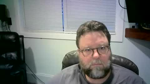 Mr. Happy online show from February 15, 2025, 1:42 am