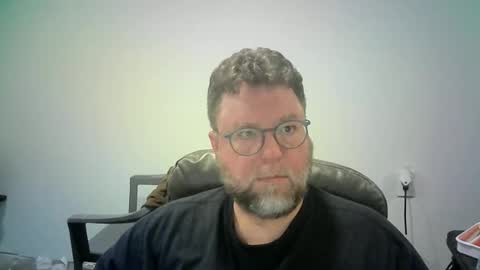 Mr. Happy online show from January 9, 2026, 6:27 am