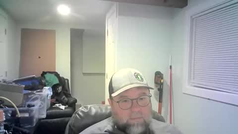 Mr. Happy online show from March 26, 2026, 6:30 am