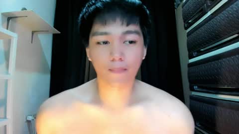 Snapshot of mister_officer chatting on April 8, 2026, 1:27 am SAINT SACHI will make your day online show from April 8, 2026, 1:27 am