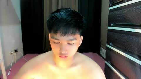 Snapshot of mister_officer chatting on April 13, 2026, 6:19 am SAINT SACHI will make your day online show from April 13, 2026, 6:19 am