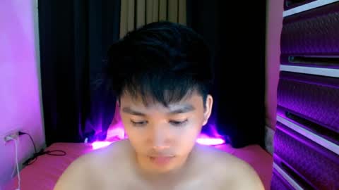 Snapshot of mister_officer chatting on April 23, 2026, 5:48 pm SAINT SACHI will make your day online show from April 23, 2026, 5:48 pm