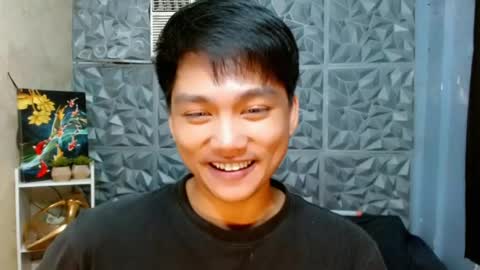 Snapshot of mister_officer chatting on May 1, 2026, 1:32 am SAINT SACHI will make your day online show from May 1, 2026, 1:32 am