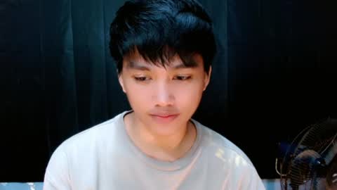 Snapshot of mister_officer chatting on May 24, 2026, 1:32 am SAINT SACHI will make your day online show from May 24, 2026, 1:32 am