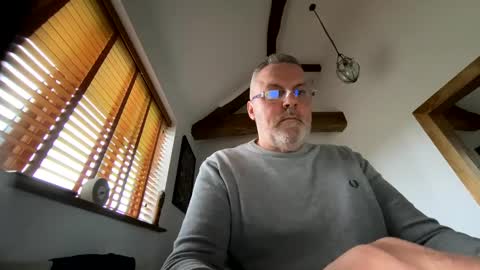 Misterblivs online show from January 17, 2025, 2:39 pm