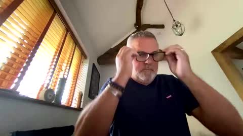 Misterblivs online show from June 7, 2026, 1:59 pm