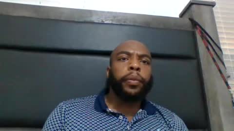 Snapshot of mistermakesomeshake chatting on August 4, 2026, 5:32 am Peace online show from August 4, 2026, 5:32 am