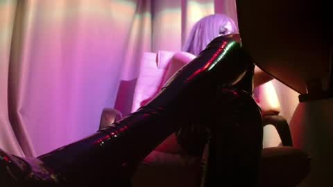 Snapshot of mistr_daria_femdom chatting on June 4, 2026, 12:05 am mistr_daria_femdom online show from June 4, 2026, 12:05 am