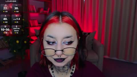 Snapshot of mistress__marcelline chatting on May 22, 2026, 1:57 am Marcelline online show from May 22, 2026, 1:57 am
