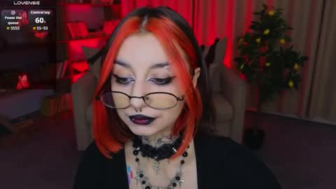 Snapshot of mistress__marcelline chatting on May 27, 2026, 1:57 am Marcelline online show from May 27, 2026, 1:57 am