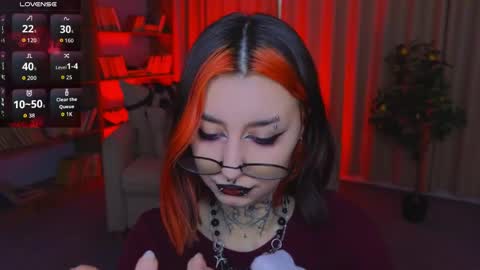 Snapshot of mistress__marcelline chatting on June 8, 2026, 2:01 am Marcelline online show from June 8, 2026, 2:01 am