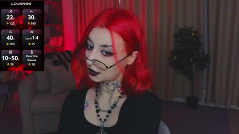 Snapshot of mistress__marcelline chatting on June 30, 2026, 1:39 am Marcelline online show from June 30, 2026, 1:39 am