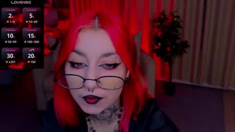 Snapshot of mistress__marcelline chatting on July 11, 2026, 1:52 am Marcelline online show from July 11, 2026, 1:52 am