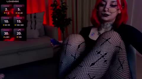 Snapshot of mistress__marcelline chatting on July 14, 2026, 2:05 am Marcelline online show from July 14, 2026, 2:05 am