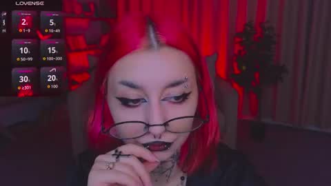Snapshot of mistress__marcelline chatting on July 16, 2026, 2:06 am Marcelline online show from July 16, 2026, 2:06 am
